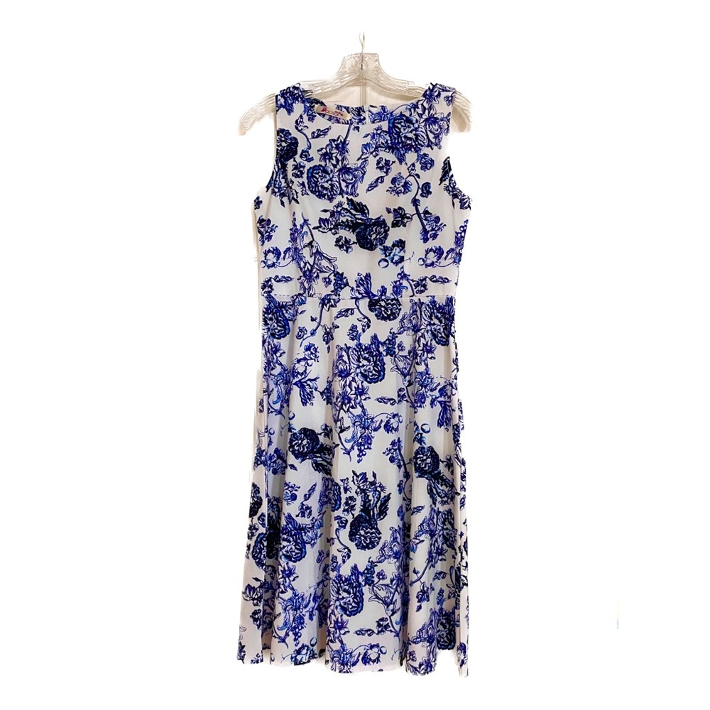 Women’s Sleeveless Dark Blue Flower Day Dress